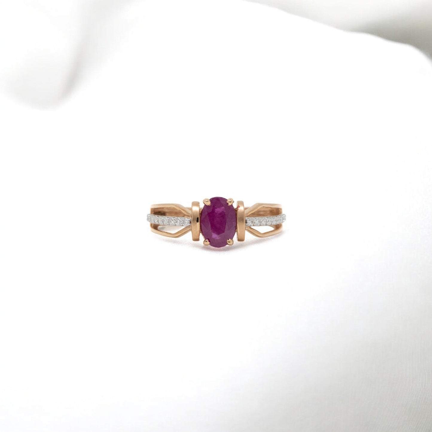 RUBY MOSSONITE RING 18K 0173-MO-750