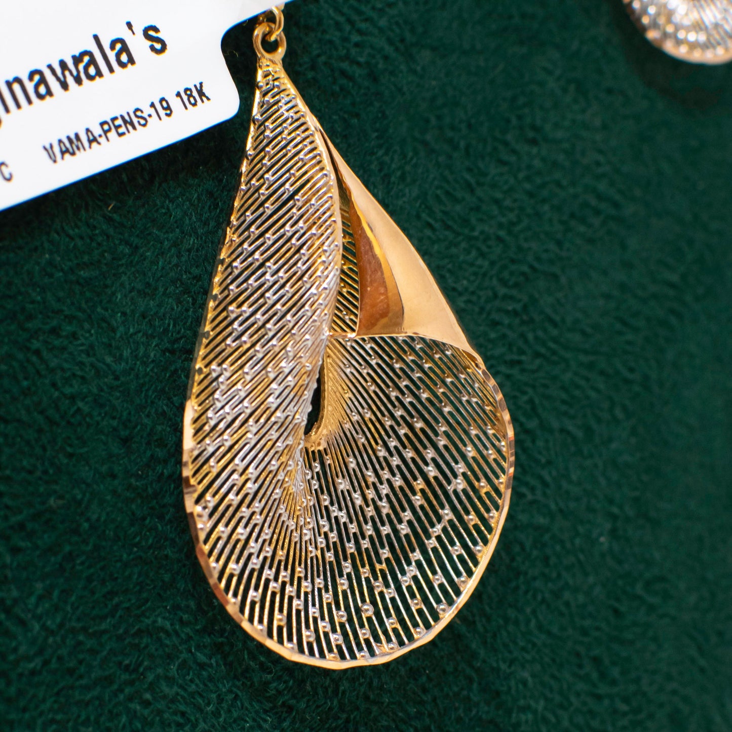 Pendal set- Plain Gold 18K Gold