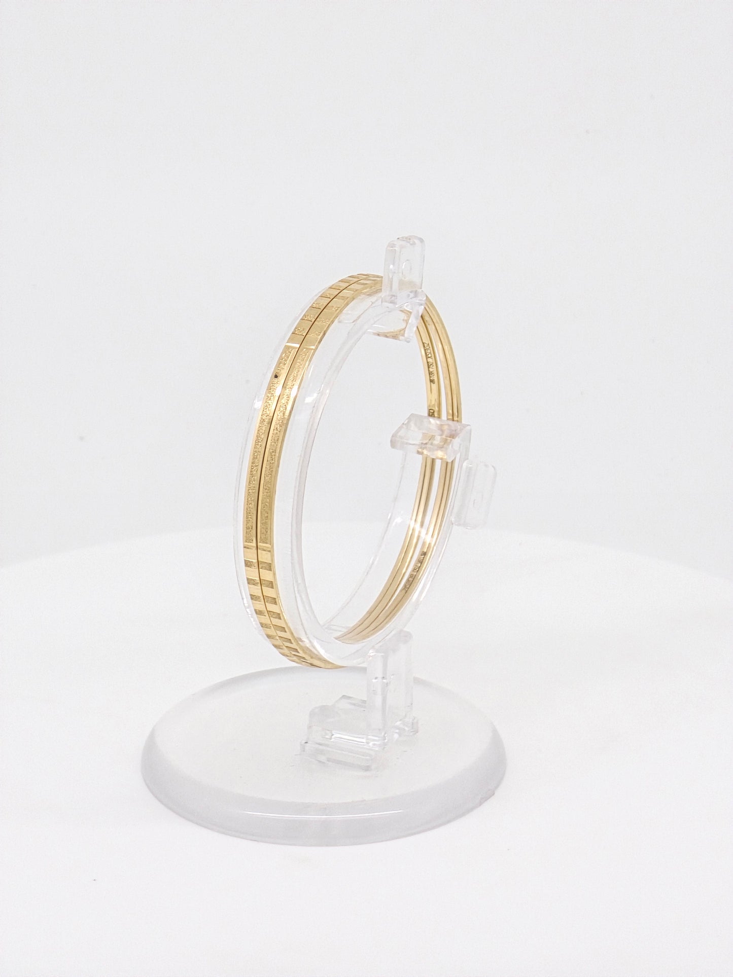 BANGLES 18K XSI3G2