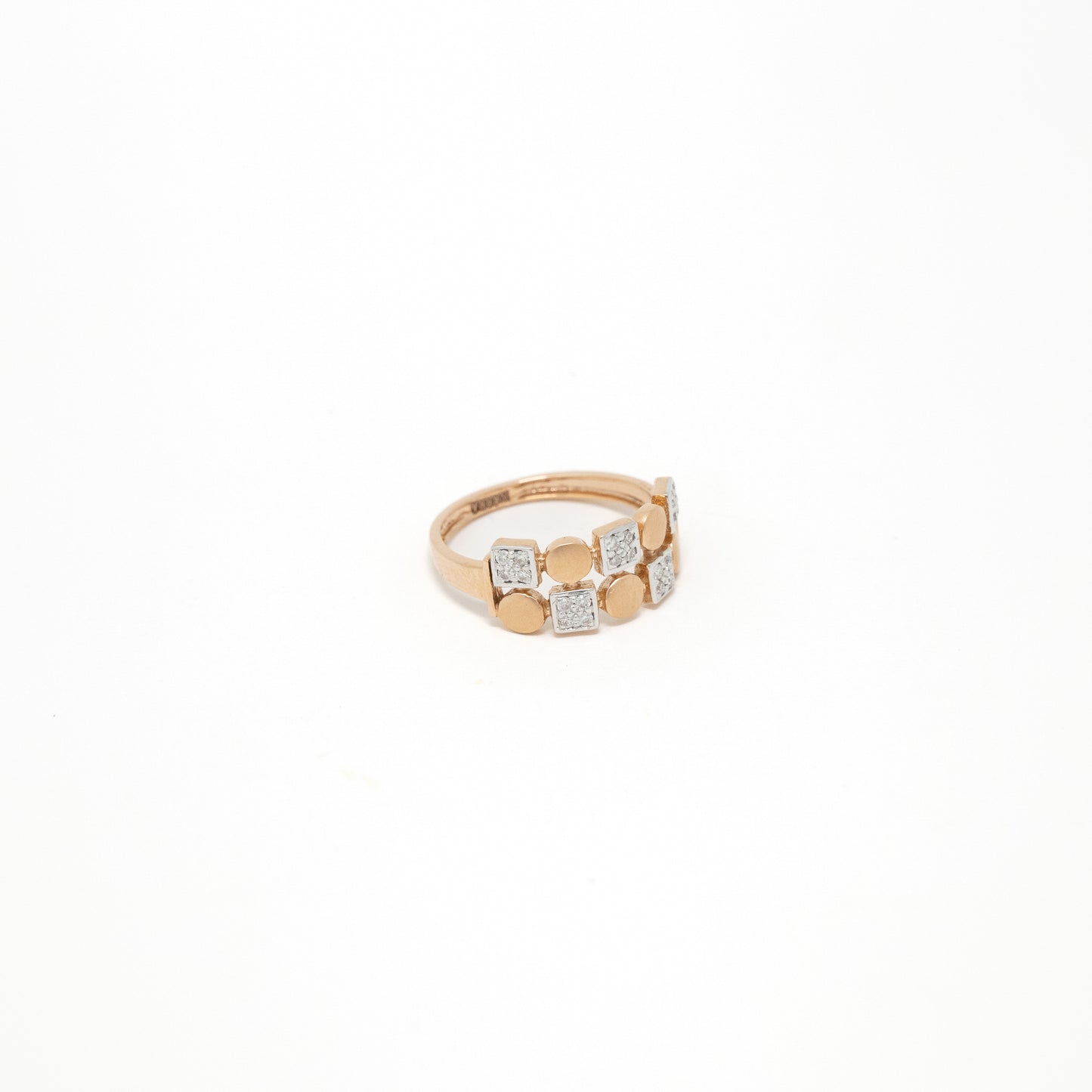 MOISSONITE RING 18K