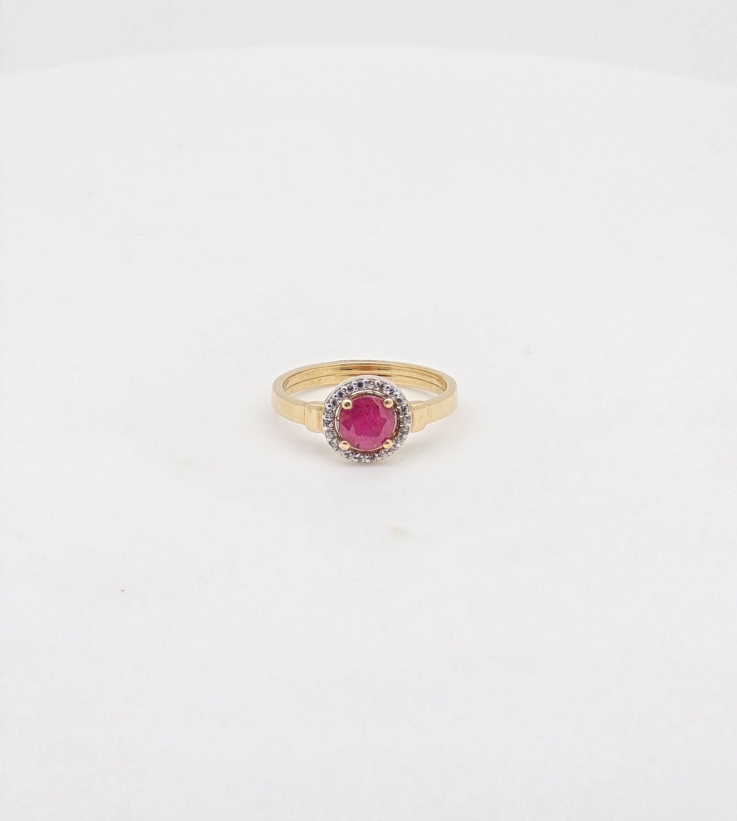 CZ RUBY RING 18K
