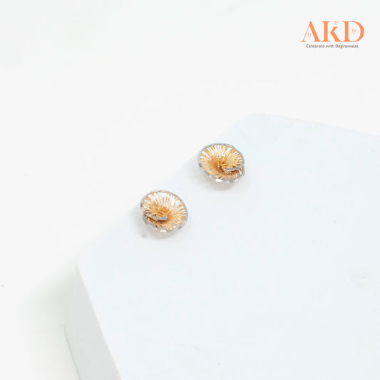 Tops:- Plain Gold 18k