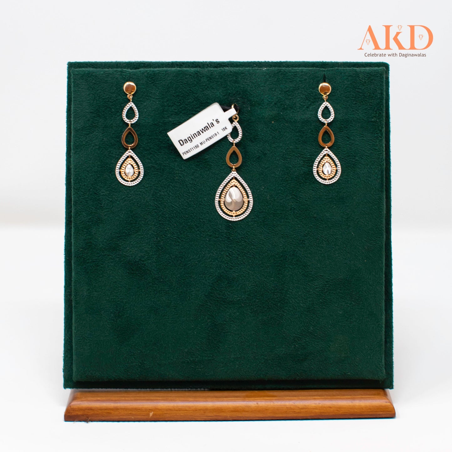 Pendal set- Plain Gold 18K Gold