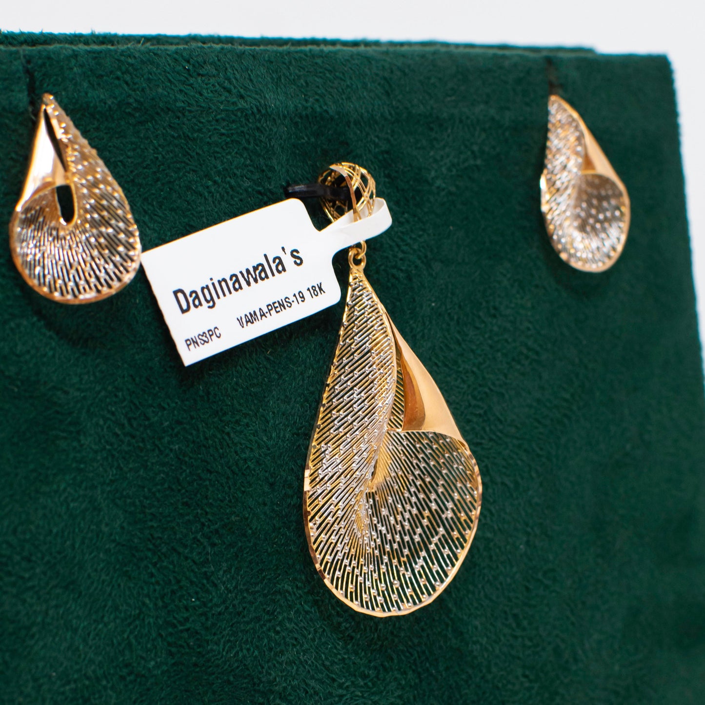 Pendal set- Plain Gold 18K Gold