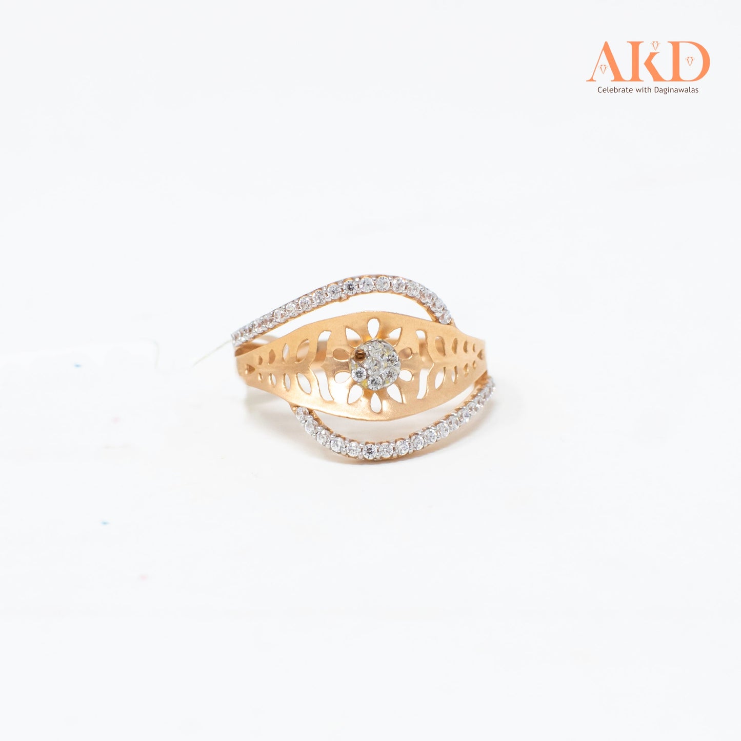 Rings:- Cubic zirconia 18k Gold