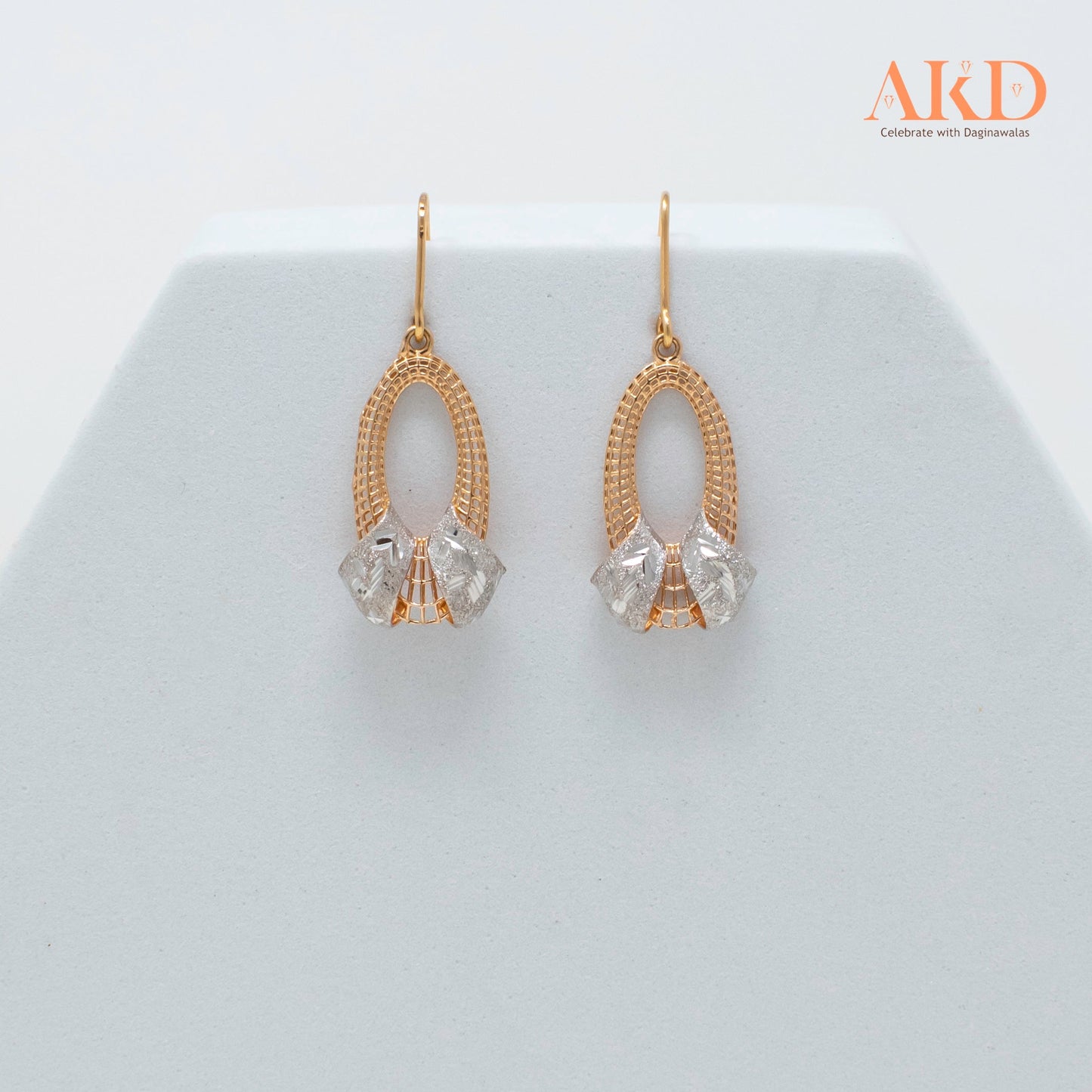 Earring- Plain Gold 18K Gold