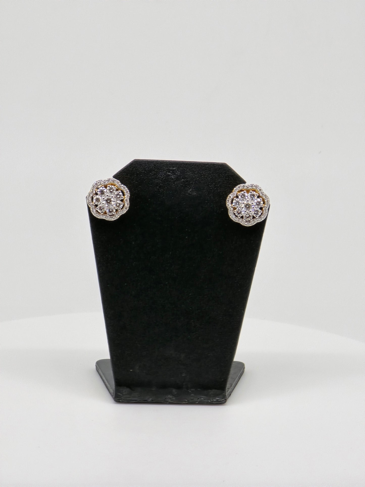 DIAMOND TOPS 18K