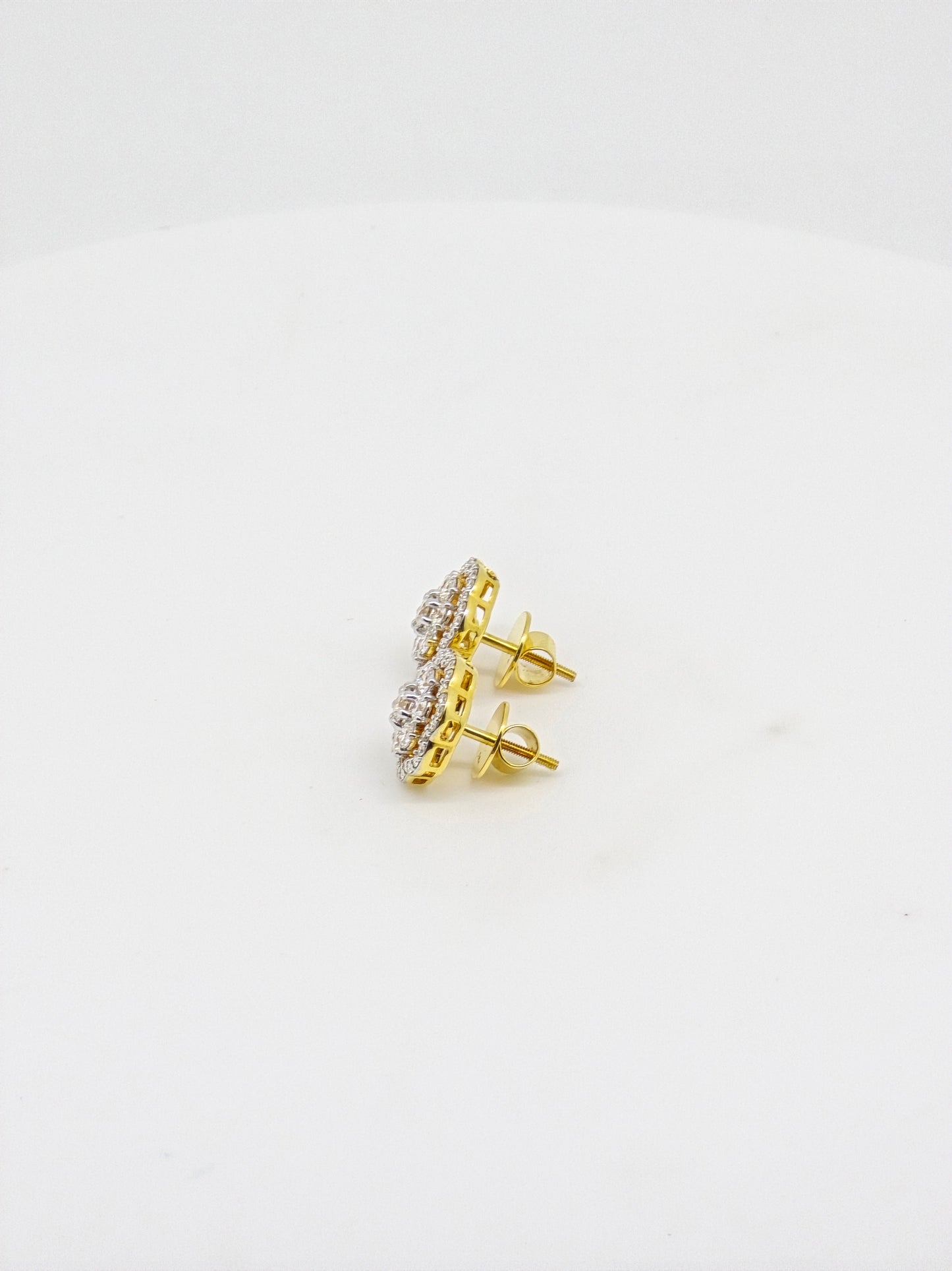 DIAMOND TOPS 18K