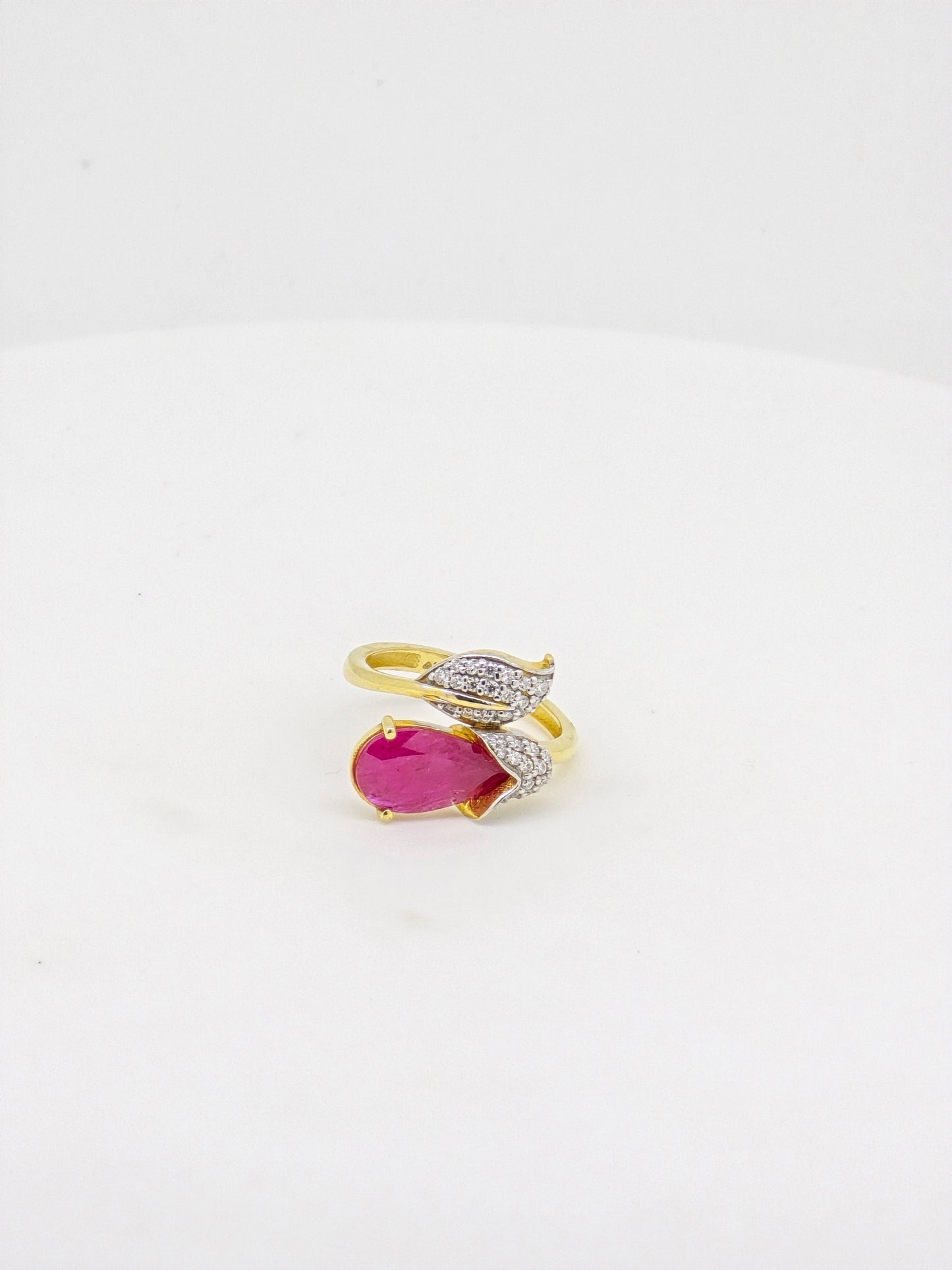 RUBY MOISSANITE  RING 18K MO.65CT-2925