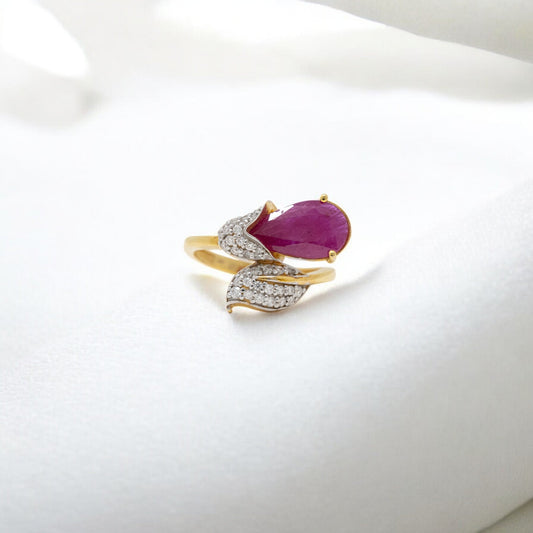 RUBY MOSSONITE RING 18K MO.65CT-2925