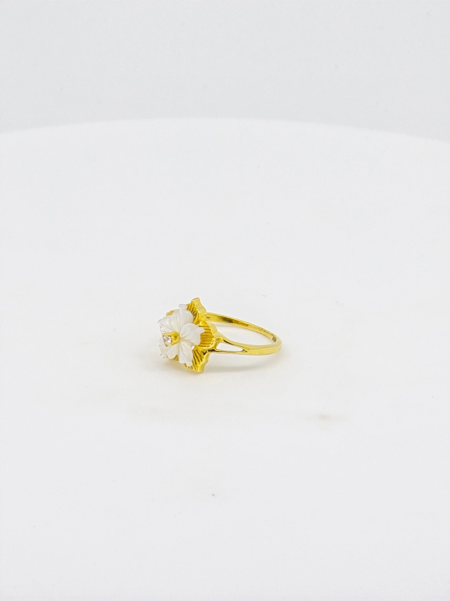 MOP RING 22K RAVN-MK2950