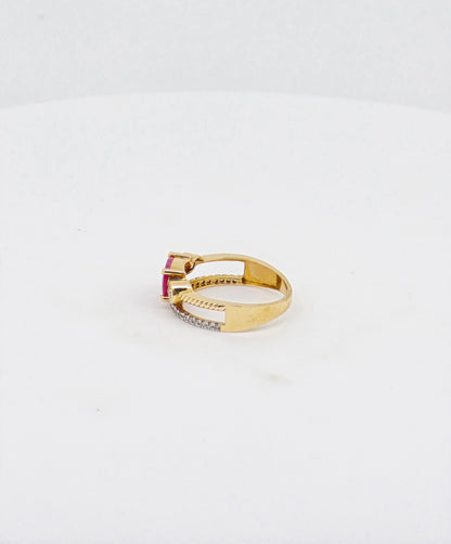 RUBY CZ RING 18K SLR0109-CZ315