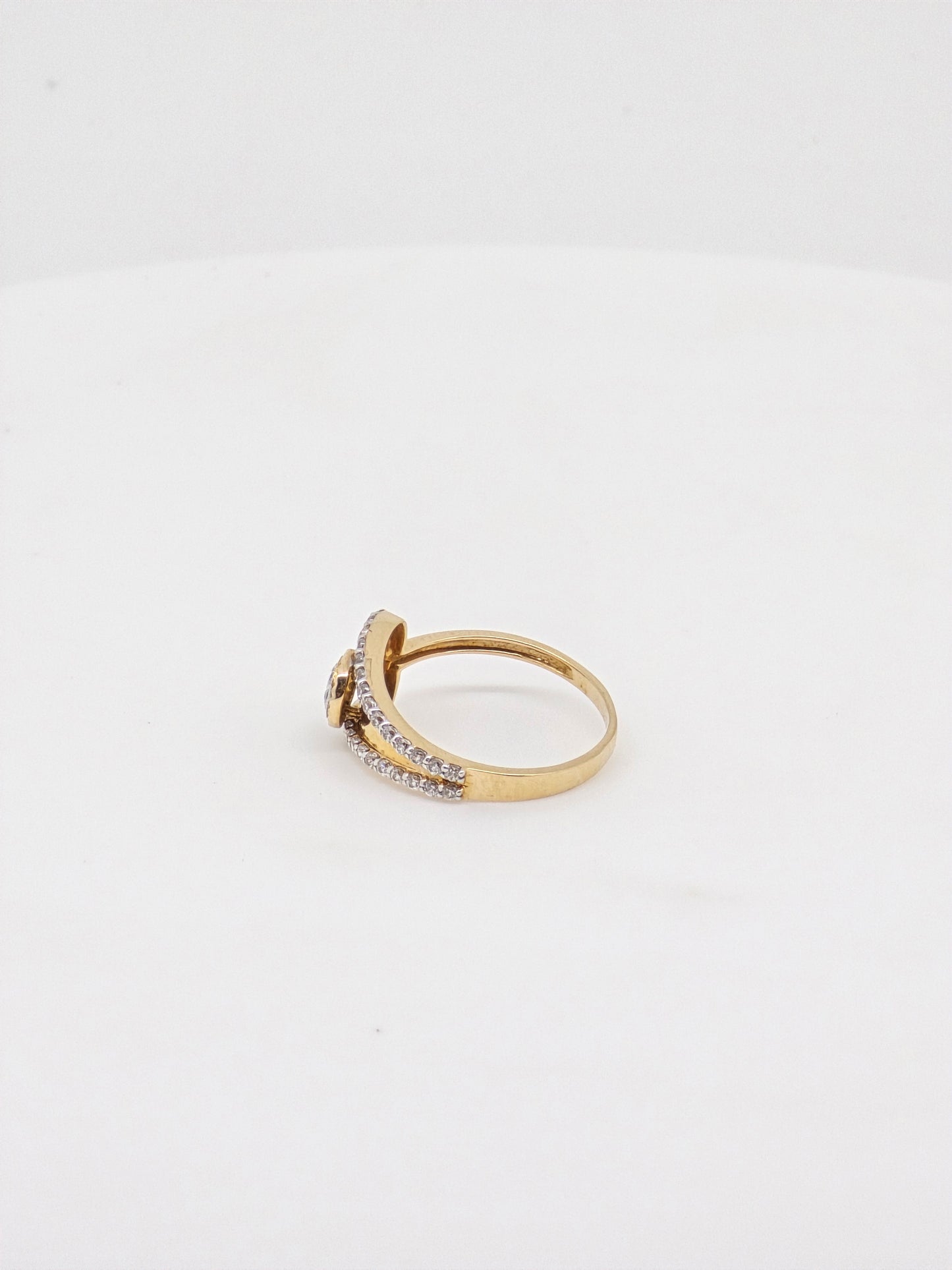 CZ RING 18K SRJ-RL-3499