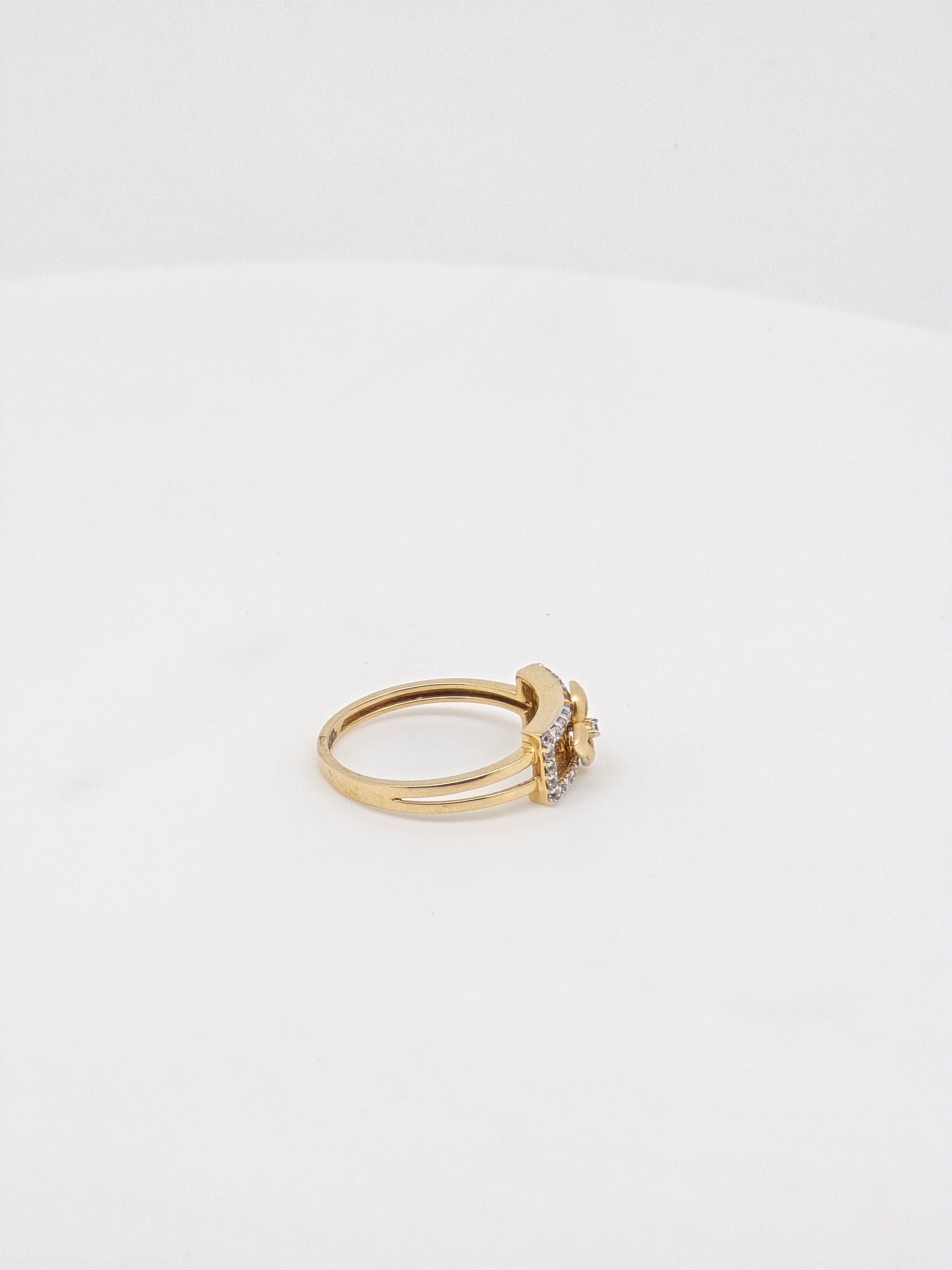 CZ RING 18K SRJ-LR-3703